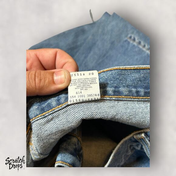 Levi's Men's 560 Loose Fit Tapered Leg Jeans W54 L32 Classic Comfortable Denim - Picture 4 of 9